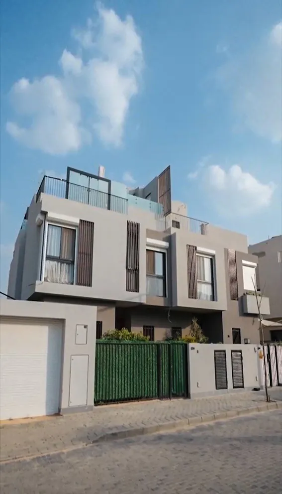 Contemporary modern white villa in new cairo